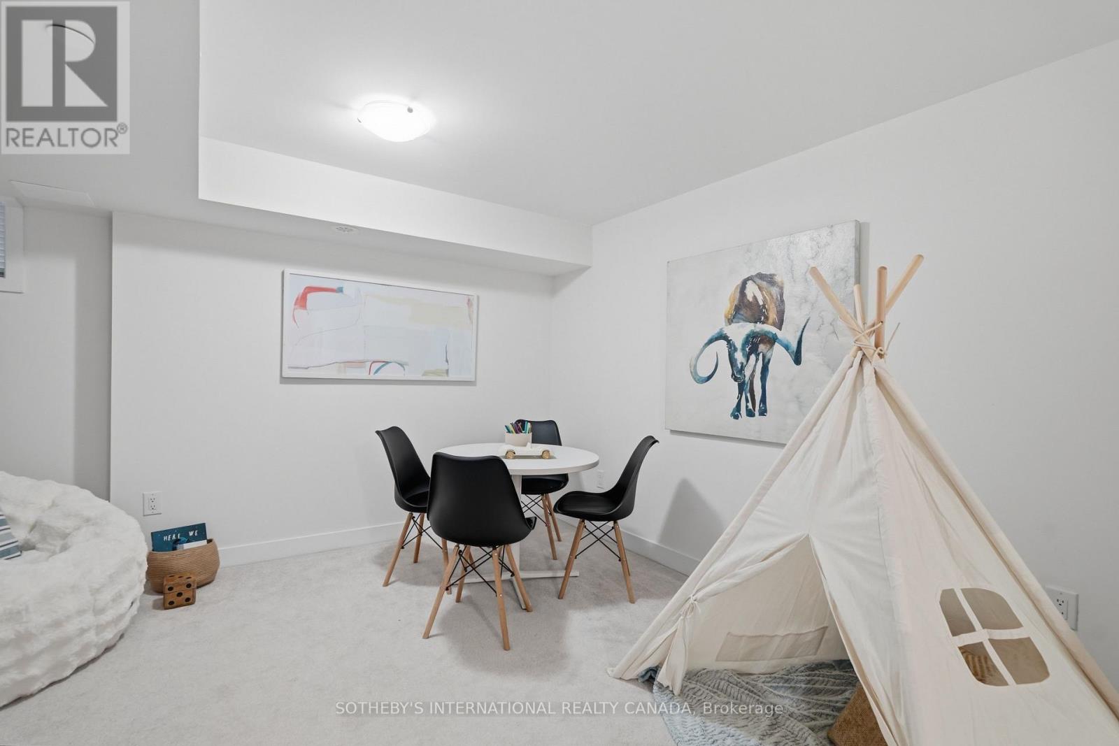 60 WILLIAM DUNCAN ROAD - 27