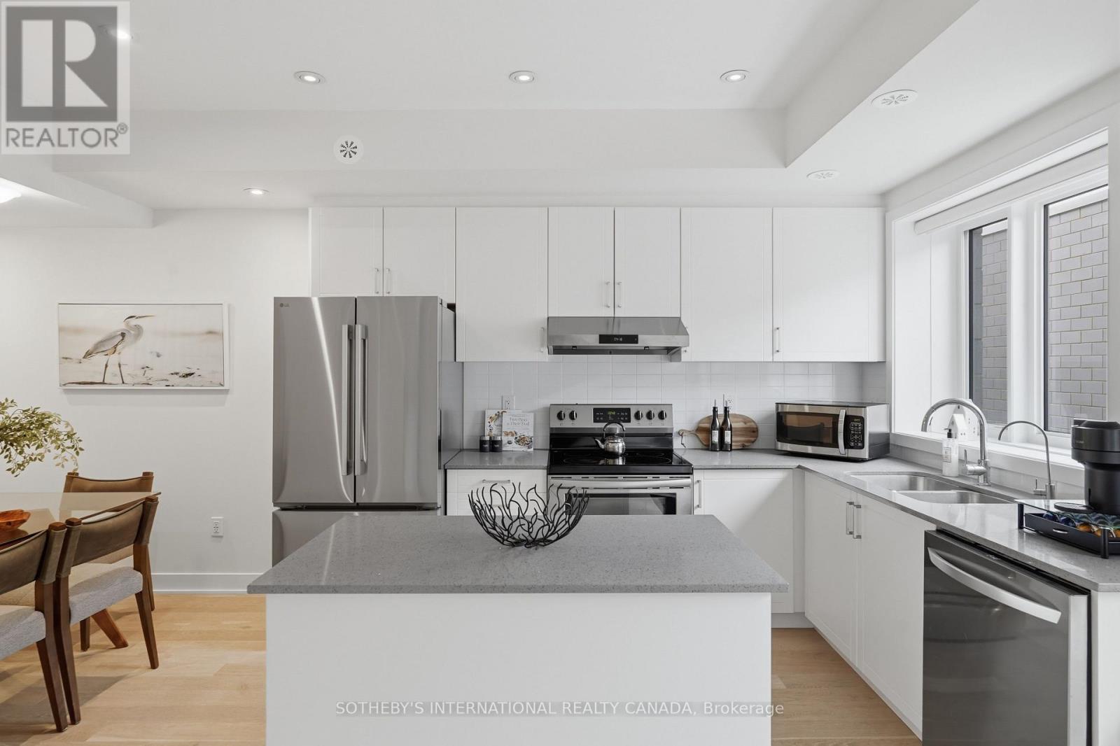 60 WILLIAM DUNCAN ROAD - 8