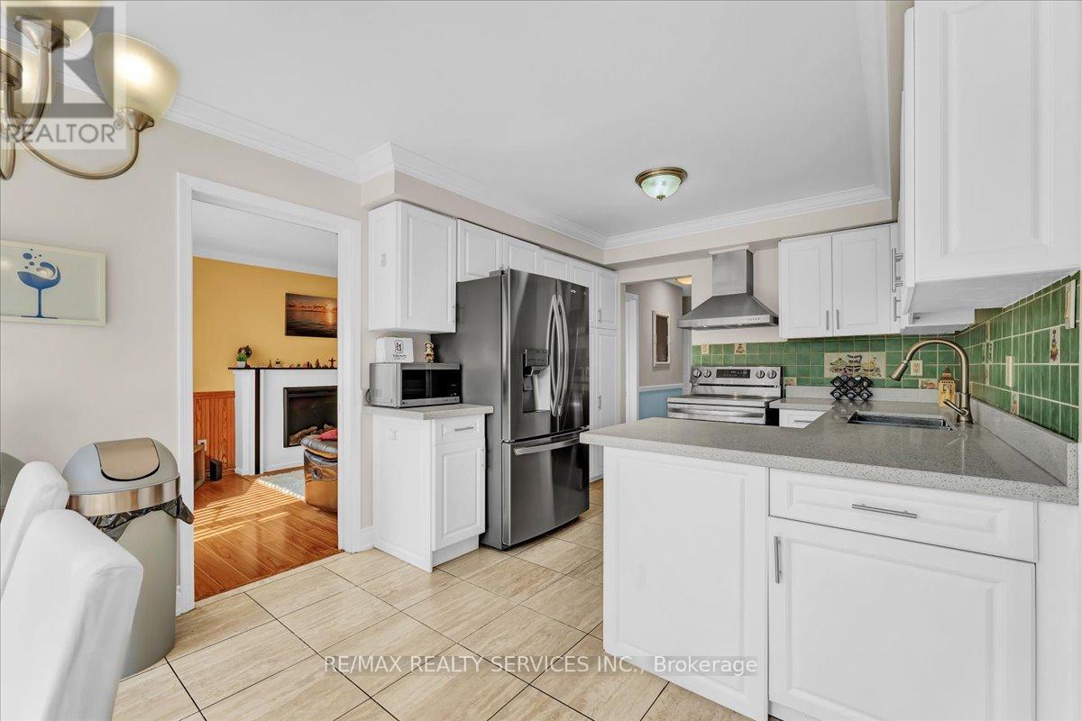 108 CANDY CRESCENT - 17
