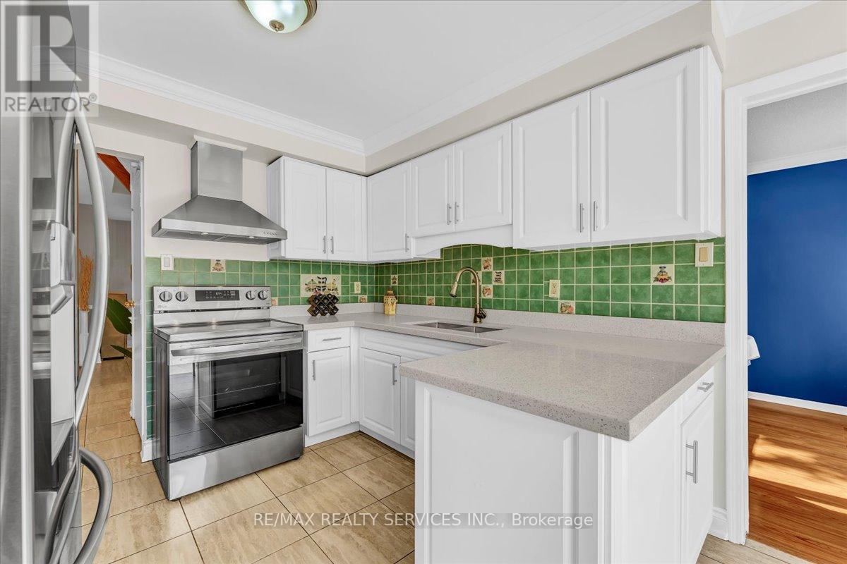 108 CANDY CRESCENT - 19