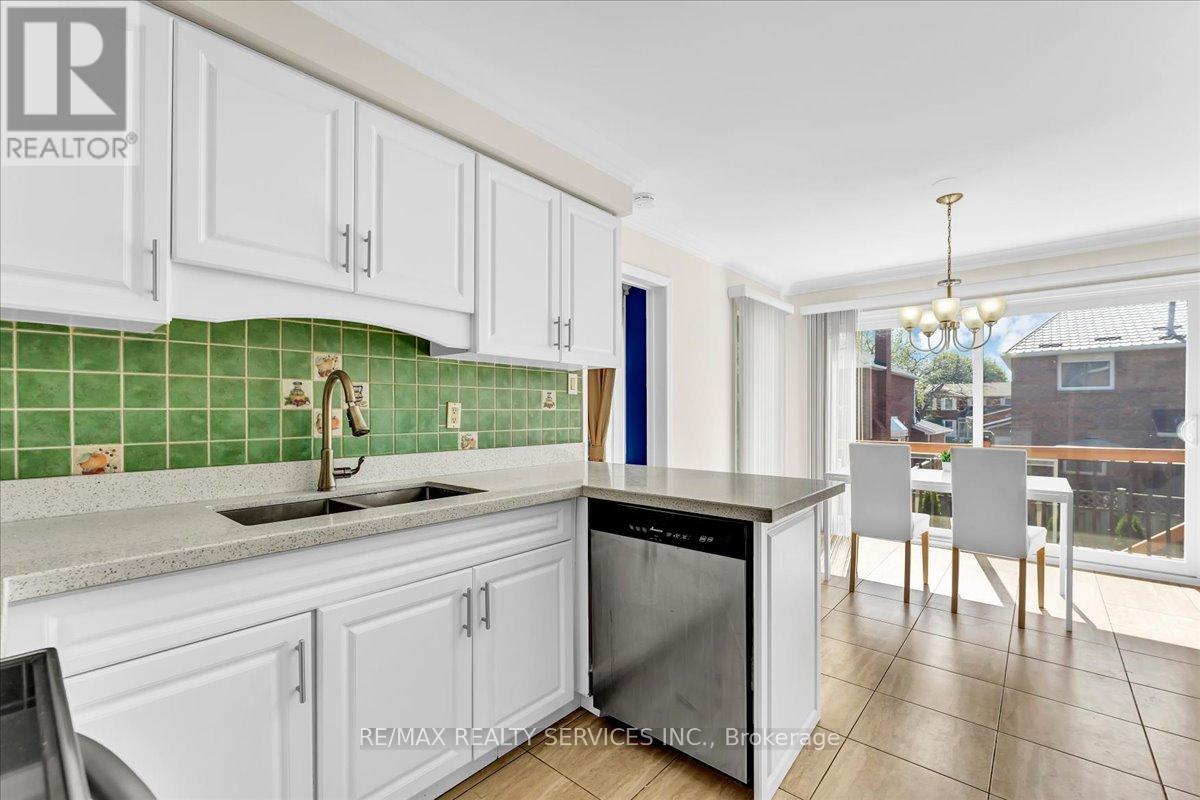 108 CANDY CRESCENT - 20
