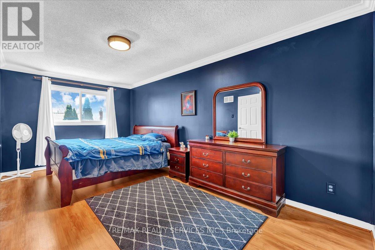 108 CANDY CRESCENT - 25