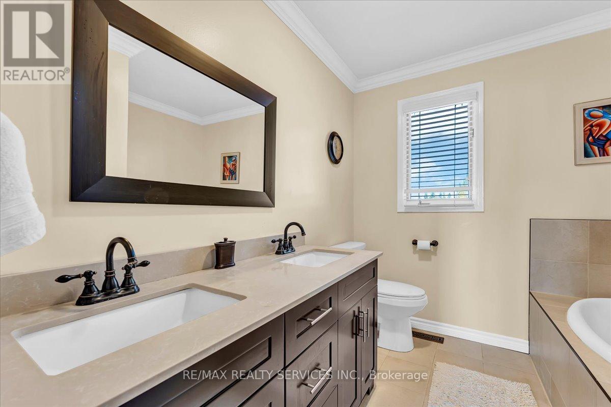 108 CANDY CRESCENT - 28