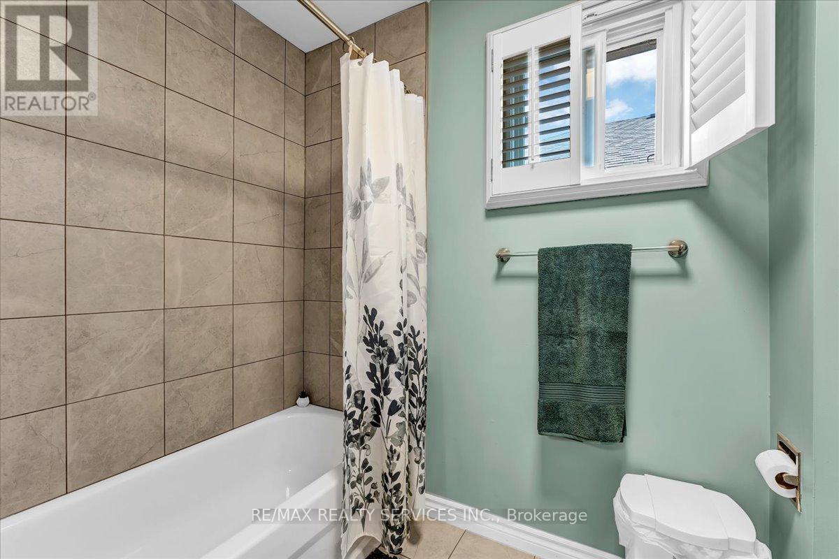 108 CANDY CRESCENT - 38