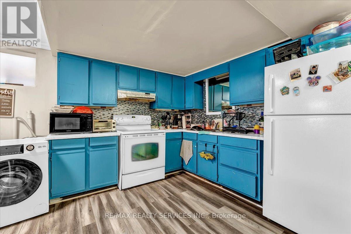 108 CANDY CRESCENT - 42