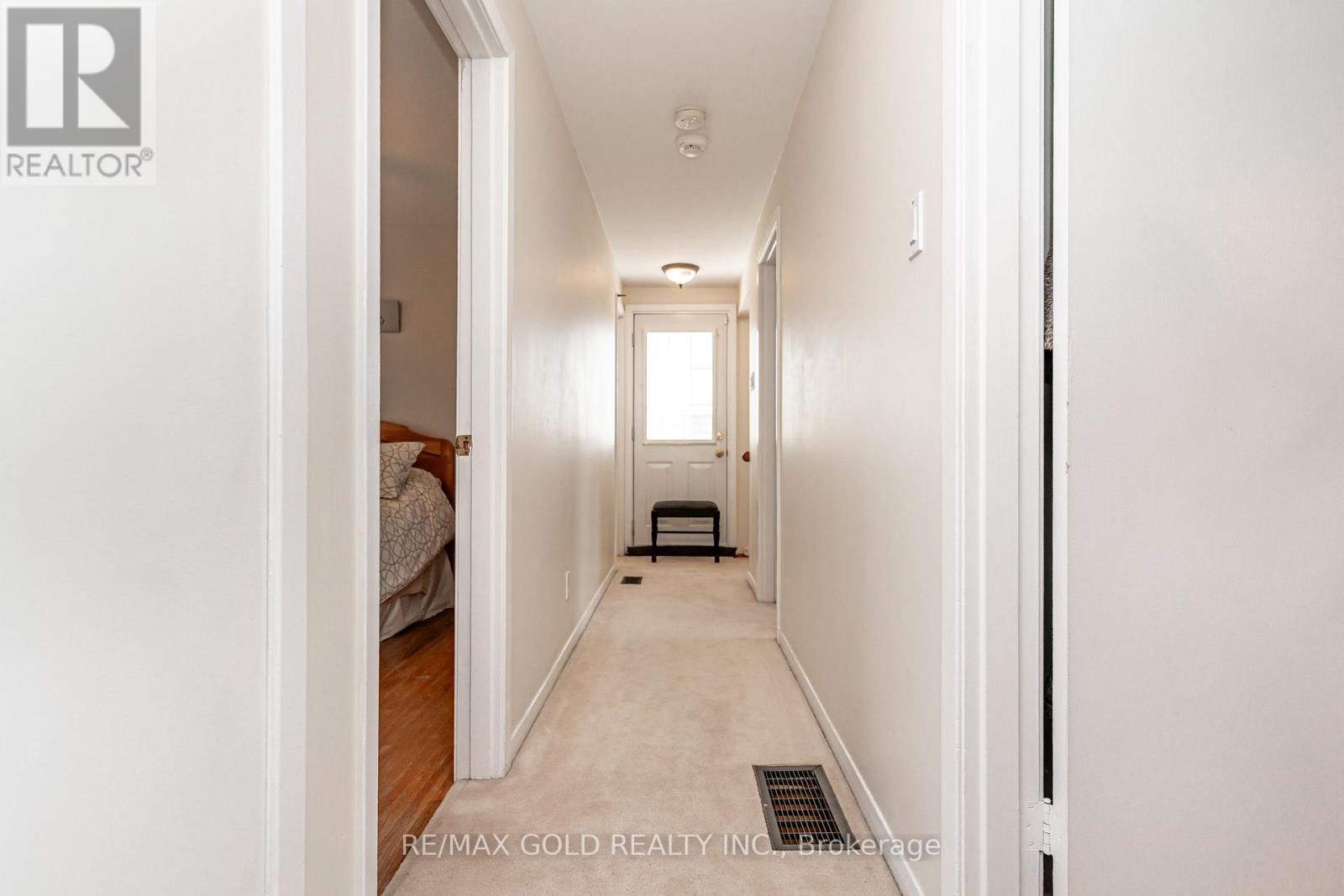 86 CLARENCE STREET - 19