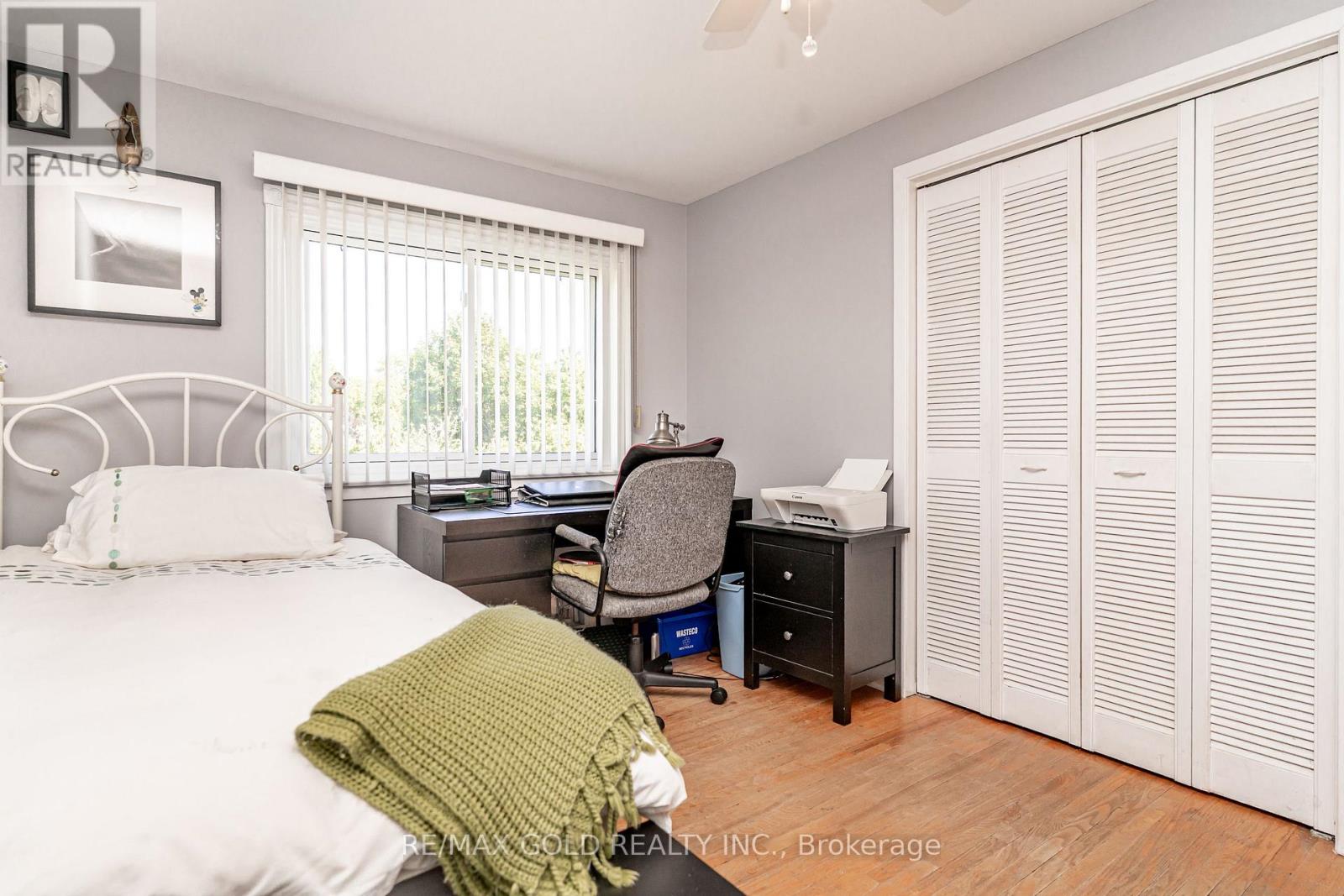 86 CLARENCE STREET - 25