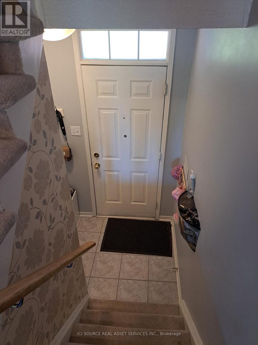 #4 120 RAILROAD STREET - 11