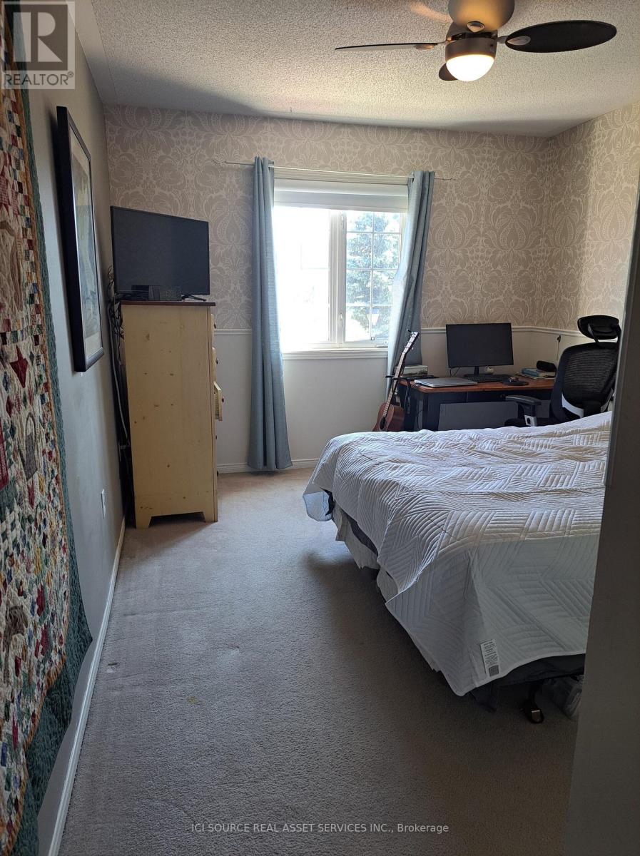#4 120 RAILROAD STREET - 25