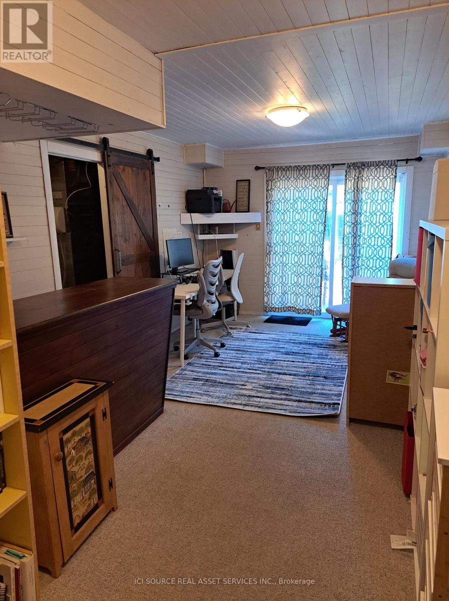 #4 120 RAILROAD STREET - 28