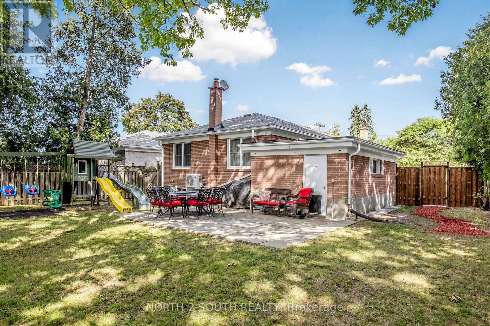 263 THISTLE DOWN BOULEVARD - 30