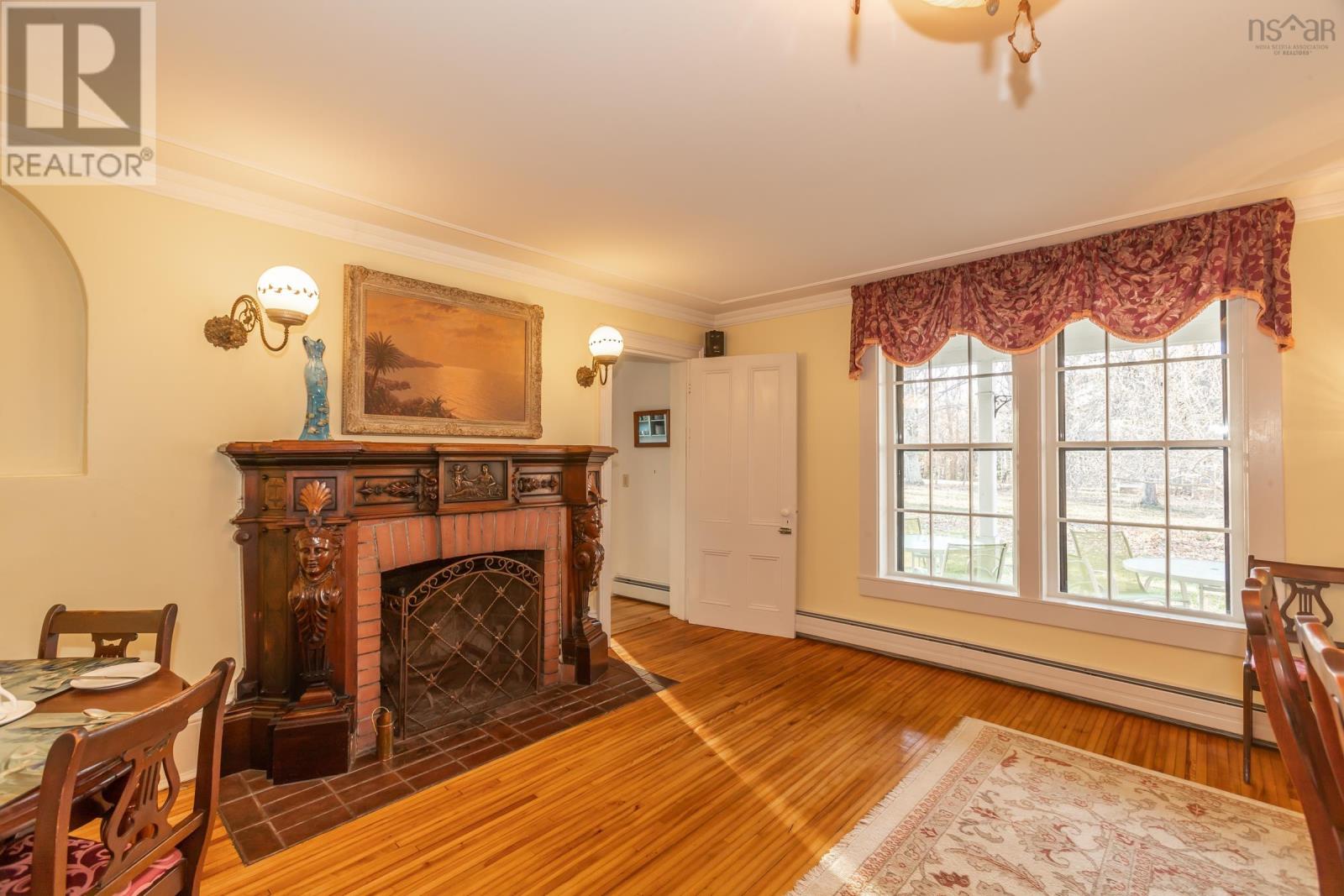 Property 23 of 47 of 519 St George Street