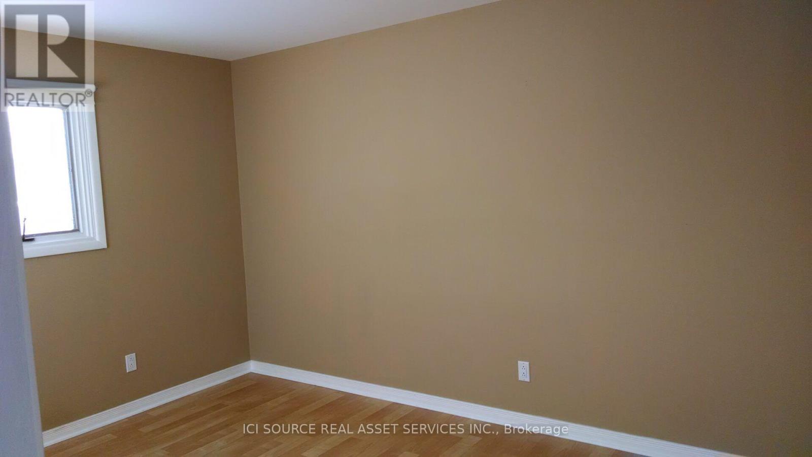 192 ELLIS AVENUE - 9