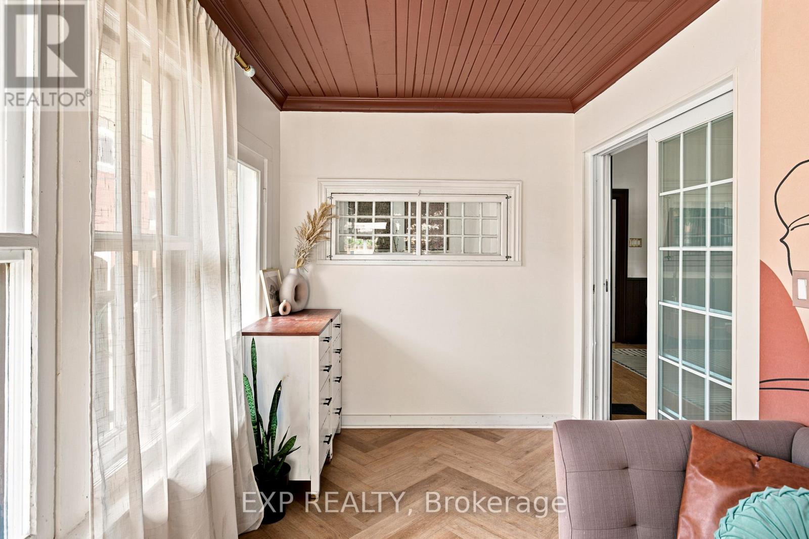 136 FALSTAFF STREET - 28