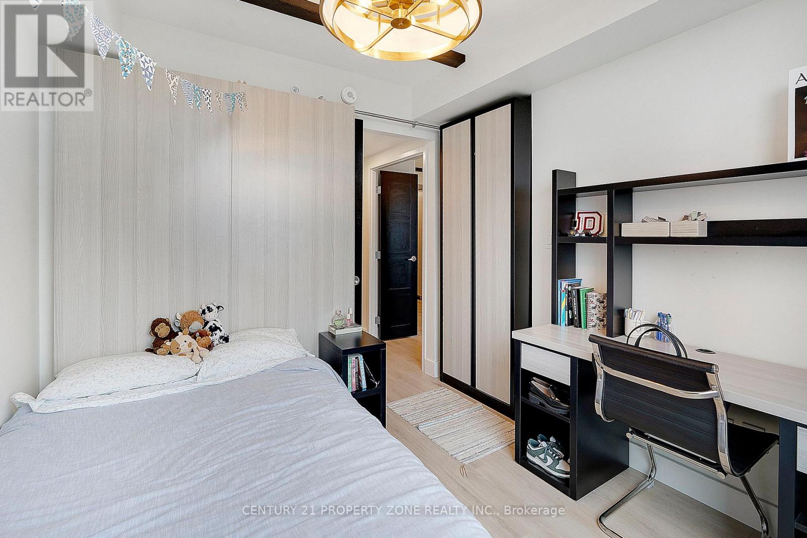 #2429 145 COLUMBIA STREET W - Image 21