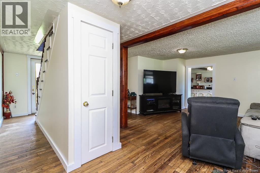 1227 Route 825 - Image 26