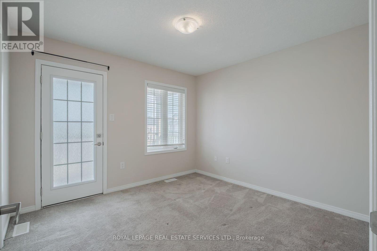 152 MUNRO CIRCLE - 41
