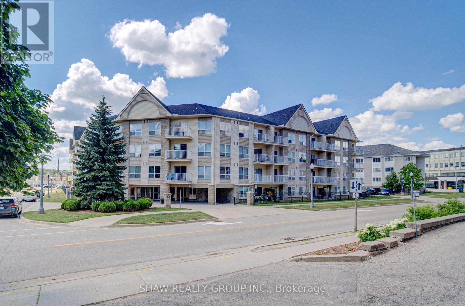 #104 8 HARRIS STREET - 2