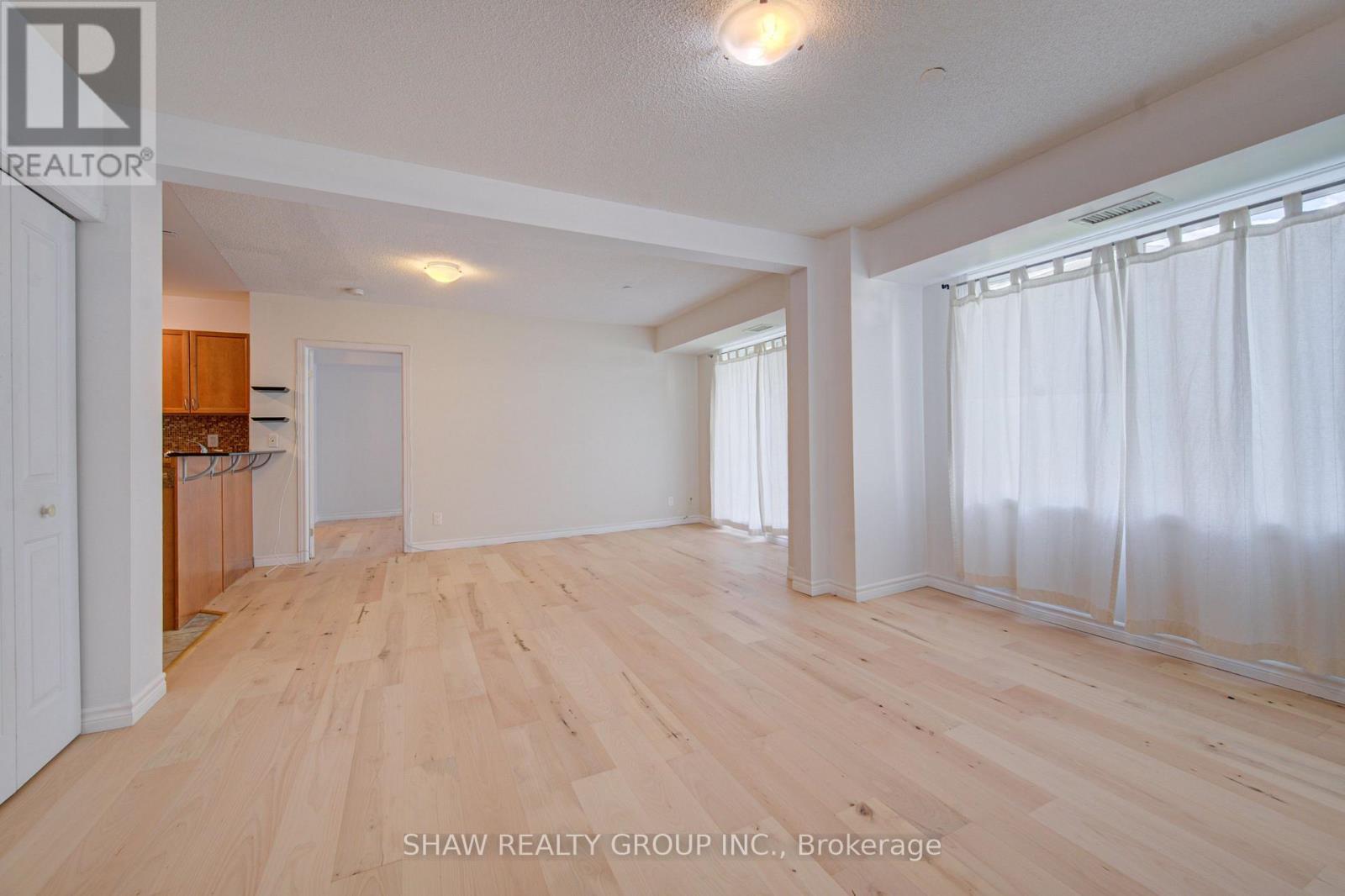 #104 8 HARRIS STREET - 23