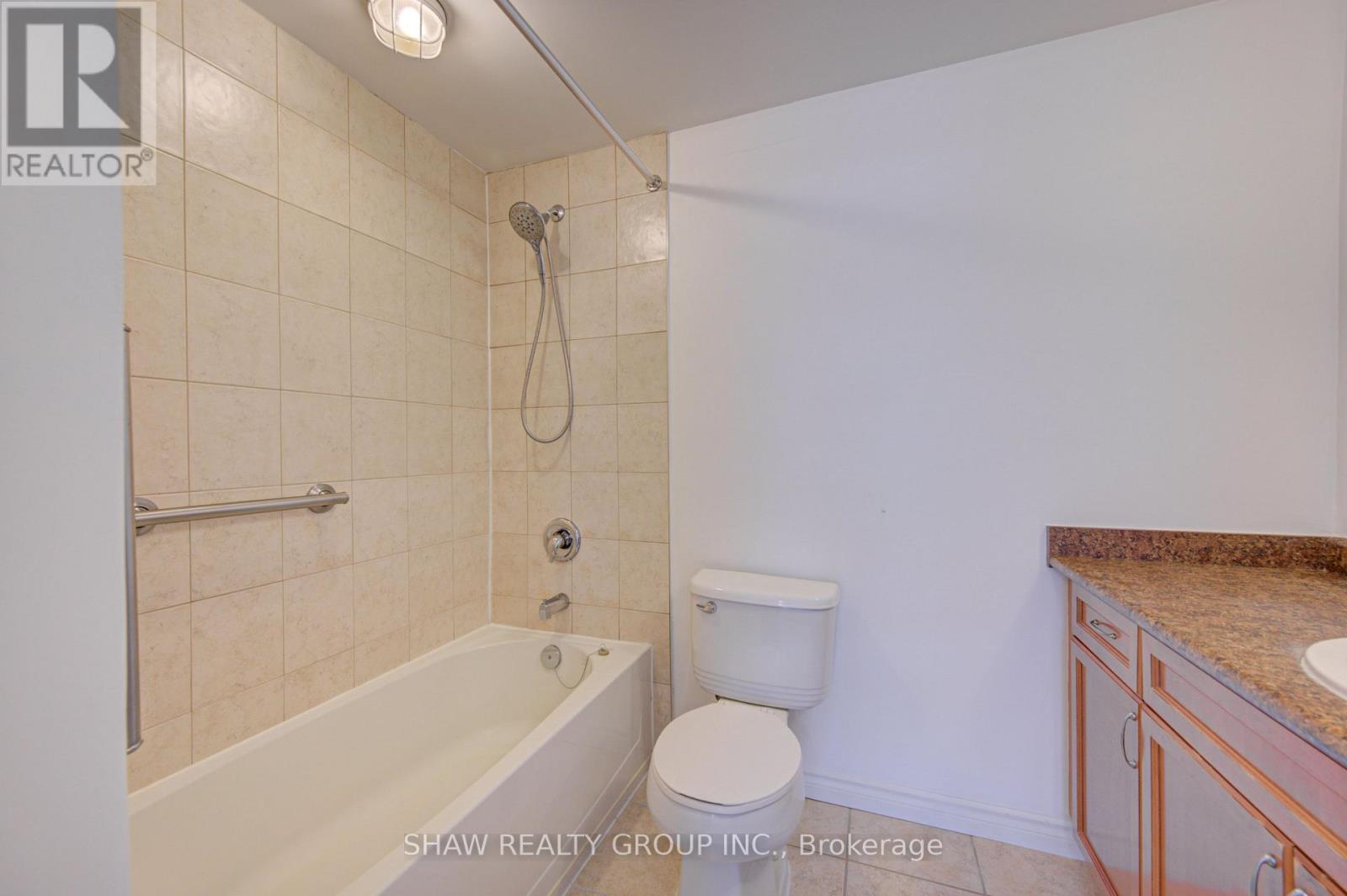 #104 8 HARRIS STREET - 27
