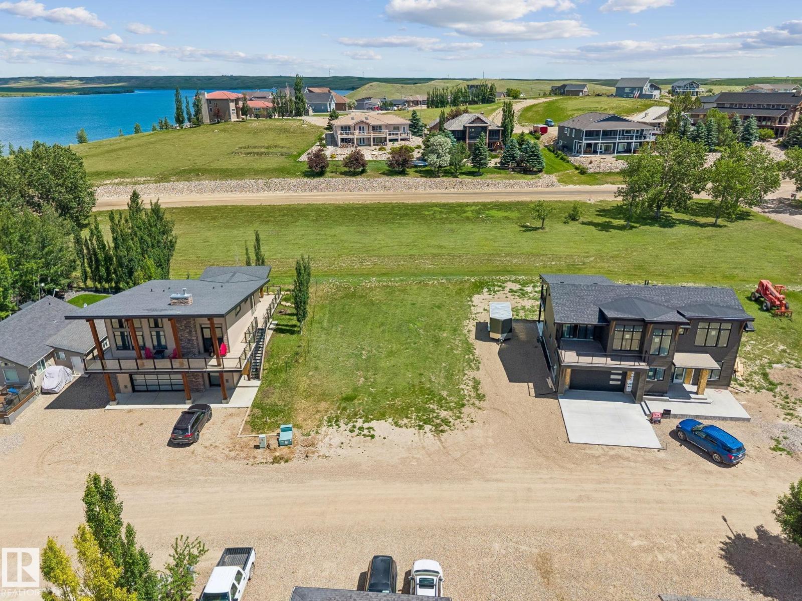 469 SUNSET DR — photo 16