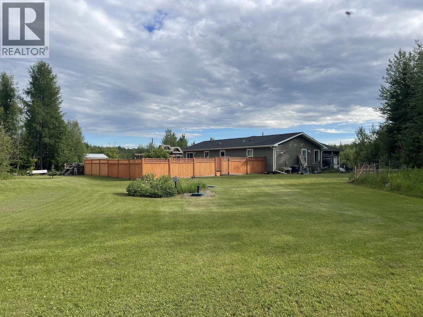 34 PEBBLE DRIVE - 6