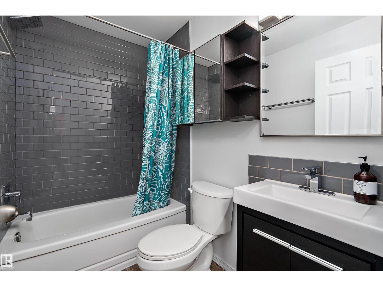 #304 10720 127 ST NW - 23
