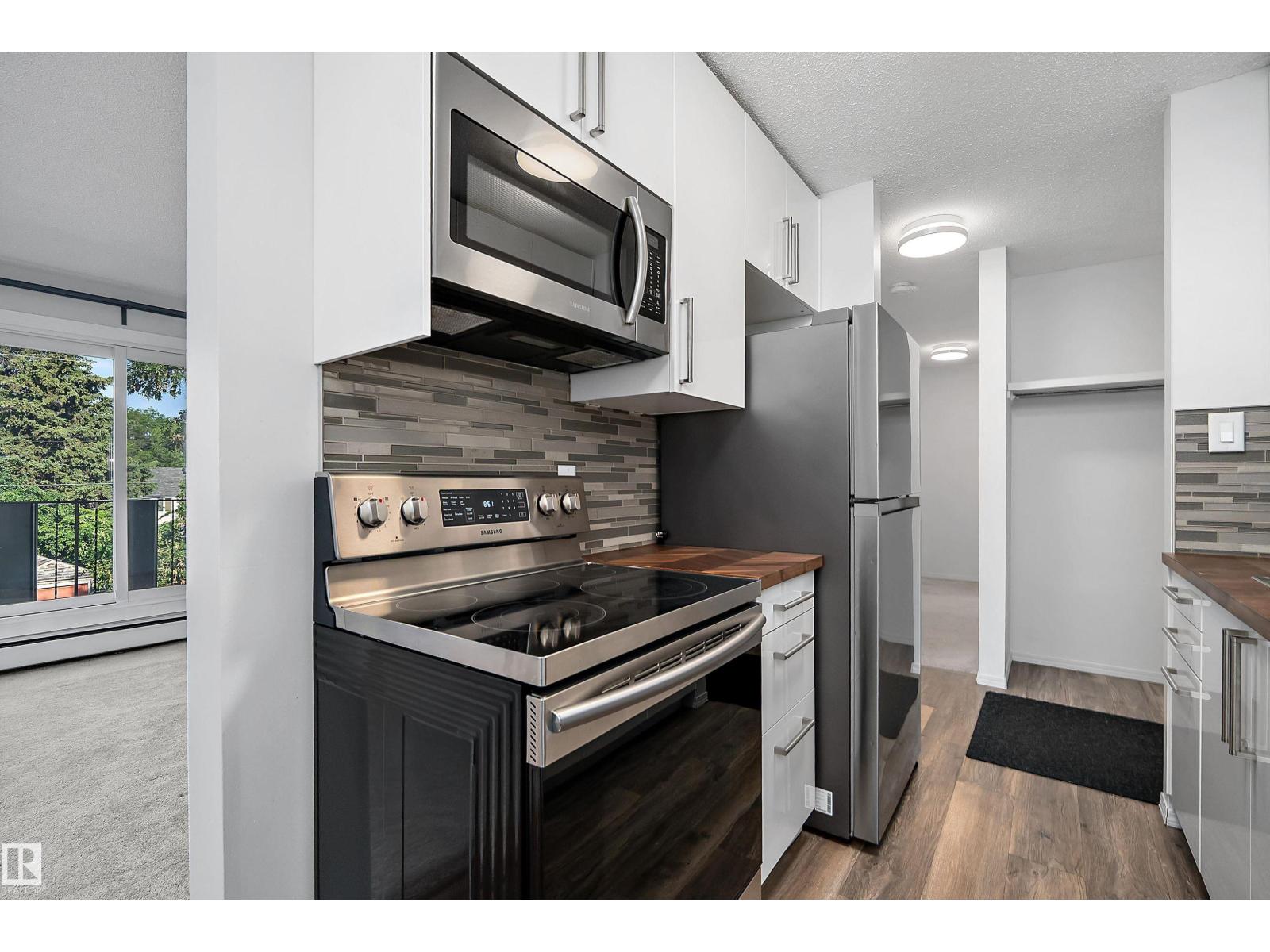 #304 10720 127 ST NW - 16