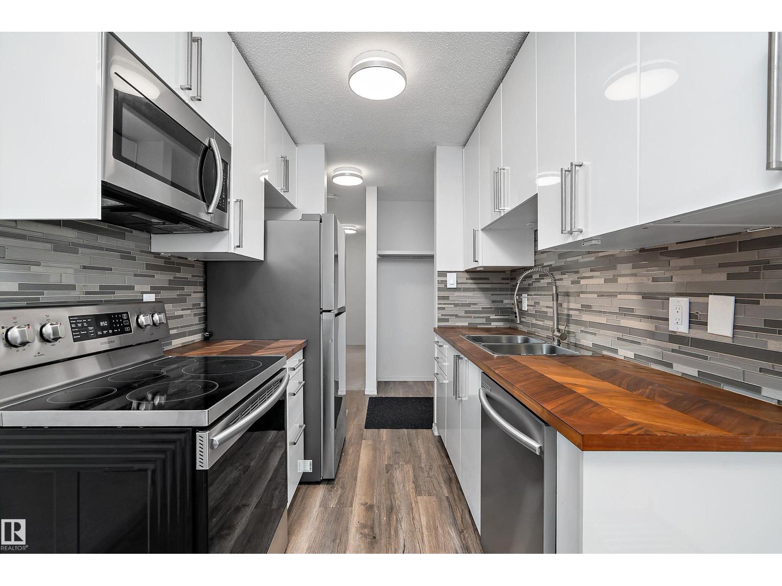#304 10720 127 ST NW - 14