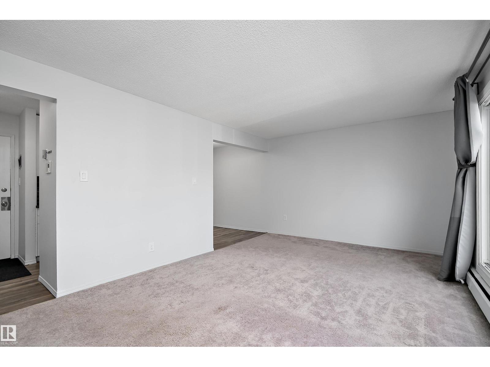 #304 10720 127 ST NW - 5