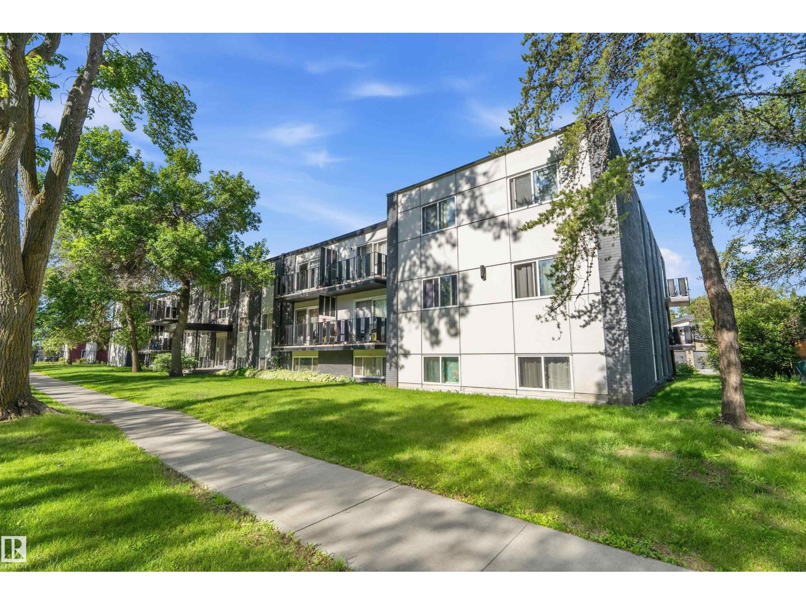 #304 10720 127 ST NW - 29