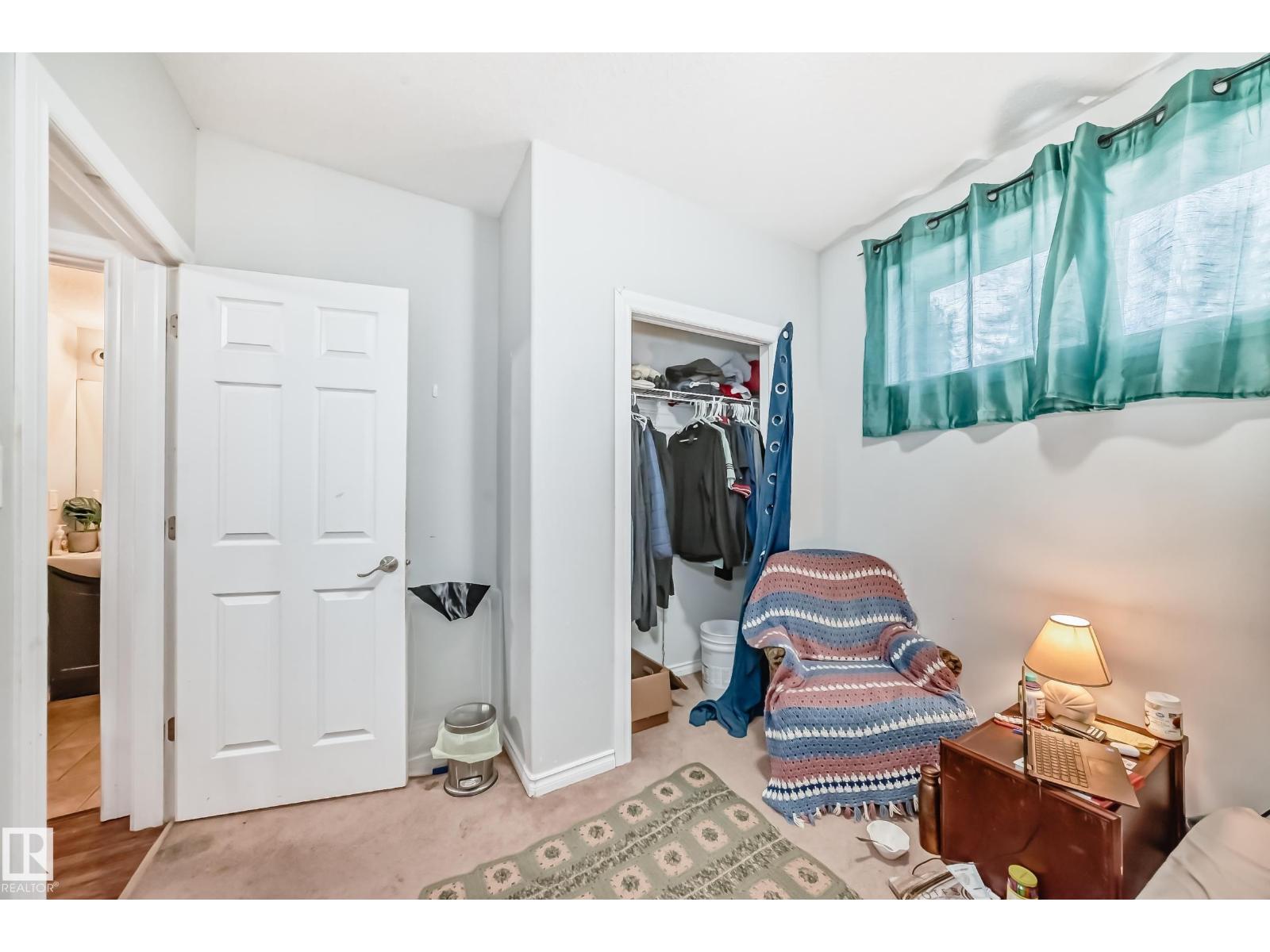 #2 12042 101 ST NW - 36