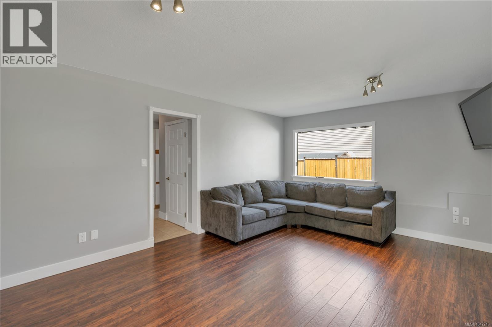 852 Eland Dr, Campbell River