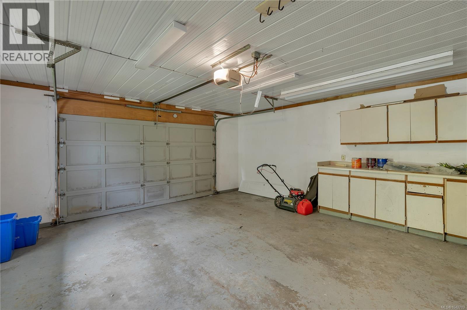 852 Eland Dr, Campbell River
