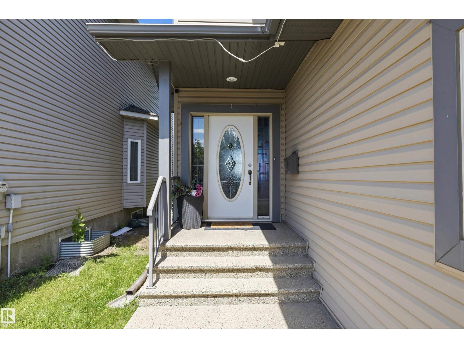 11604 175 AV NW - photo 3