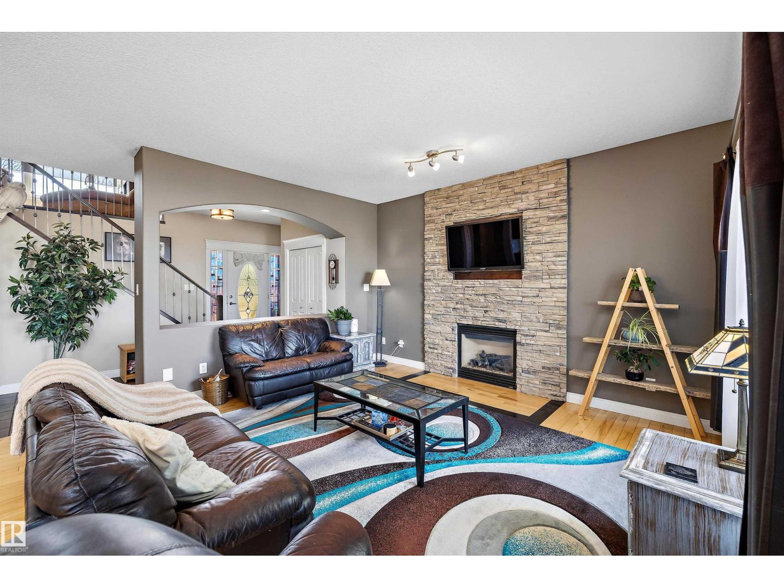 11604 175 AV NW - 9