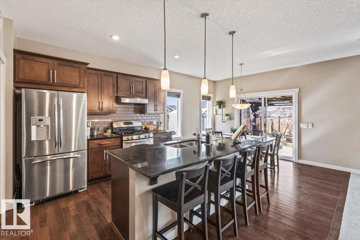 2108 77 St SW photo 5 — MLS® E4497853