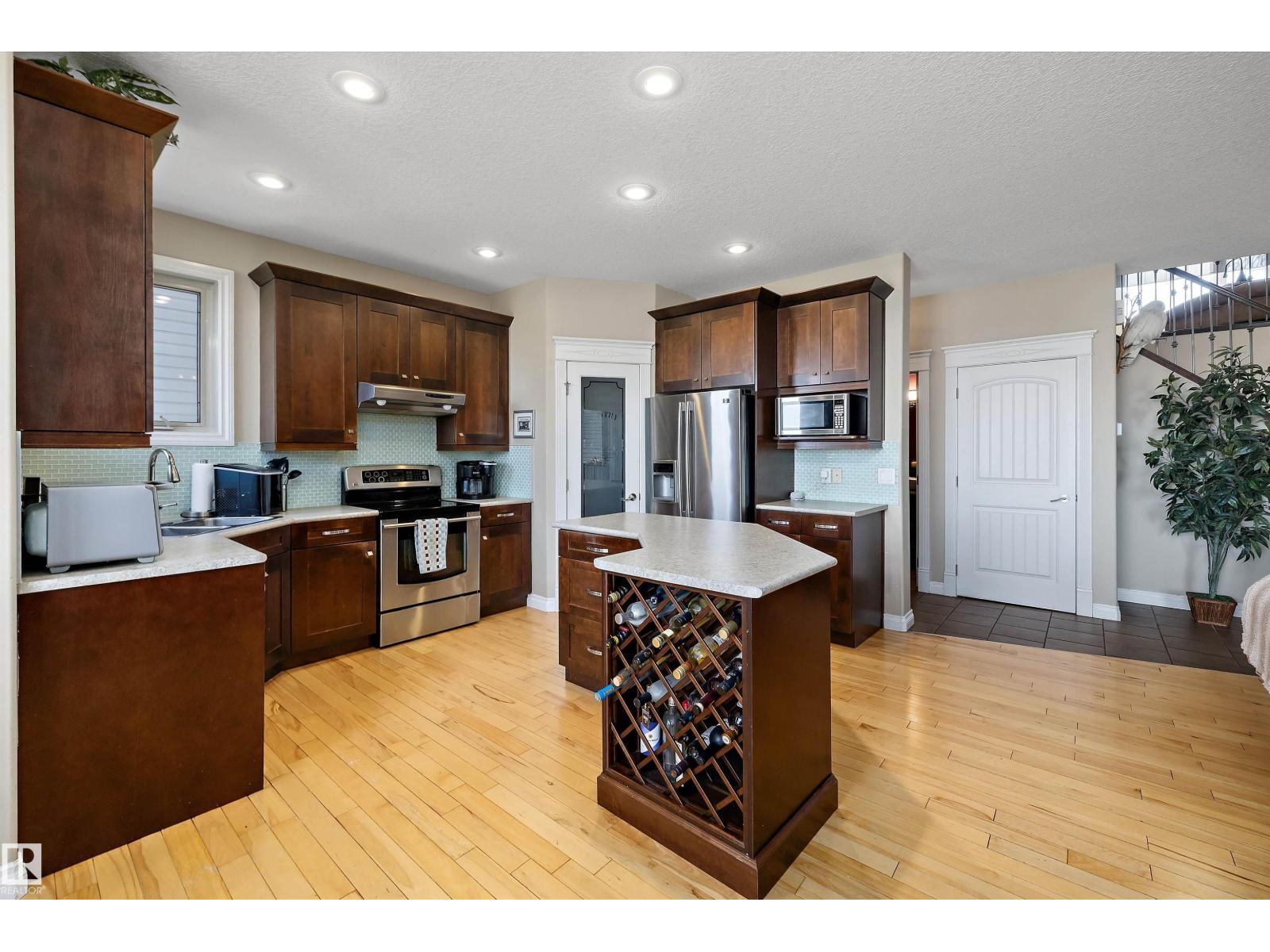 11604 175 AV NW - 16