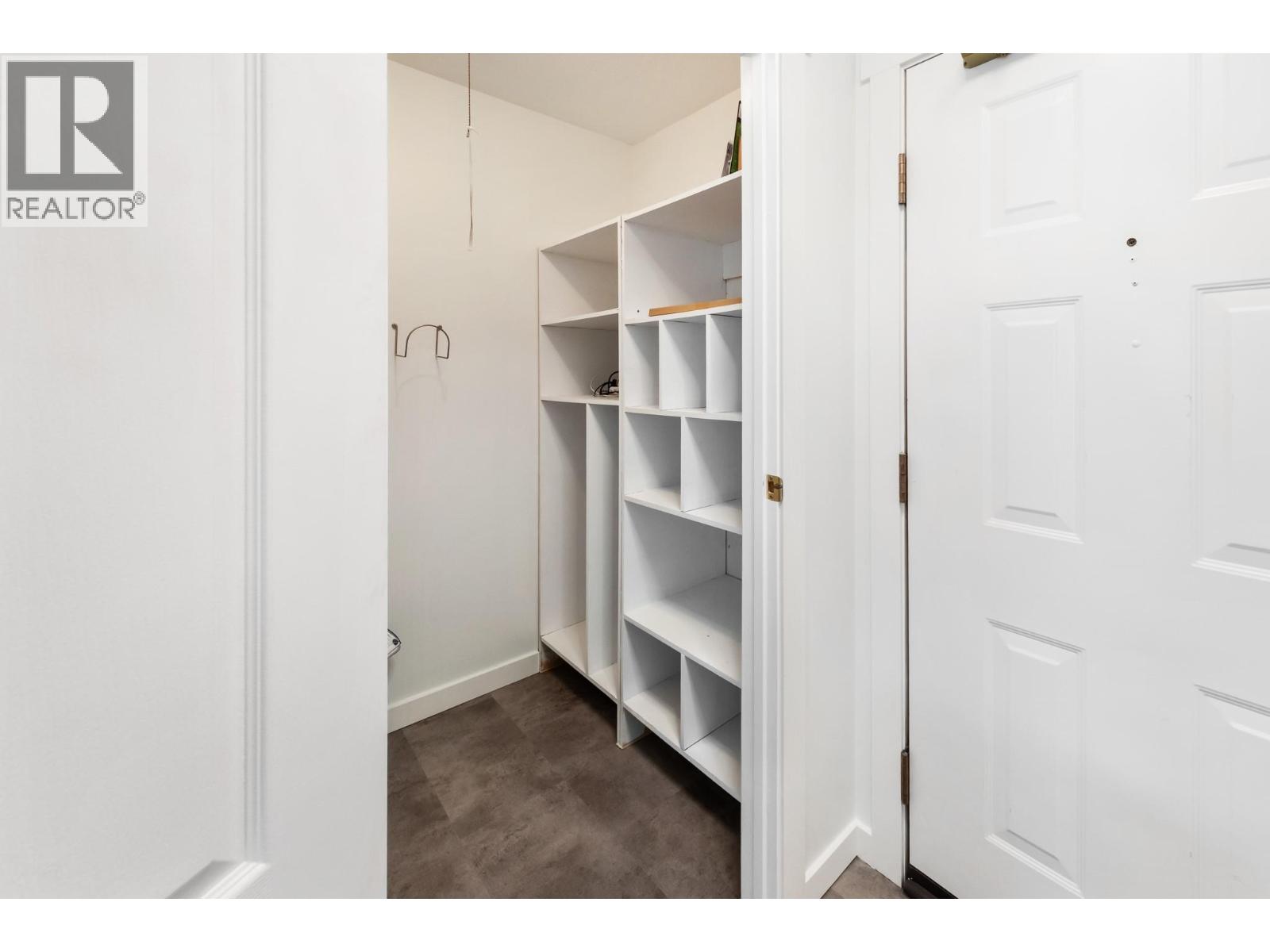 #101 3157 Casorso Road - 20