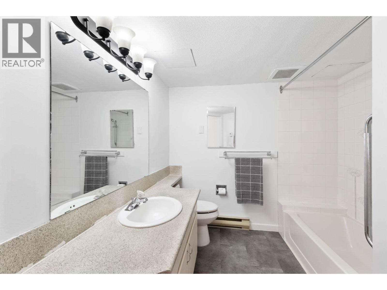 #101 3157 Casorso Road - 19