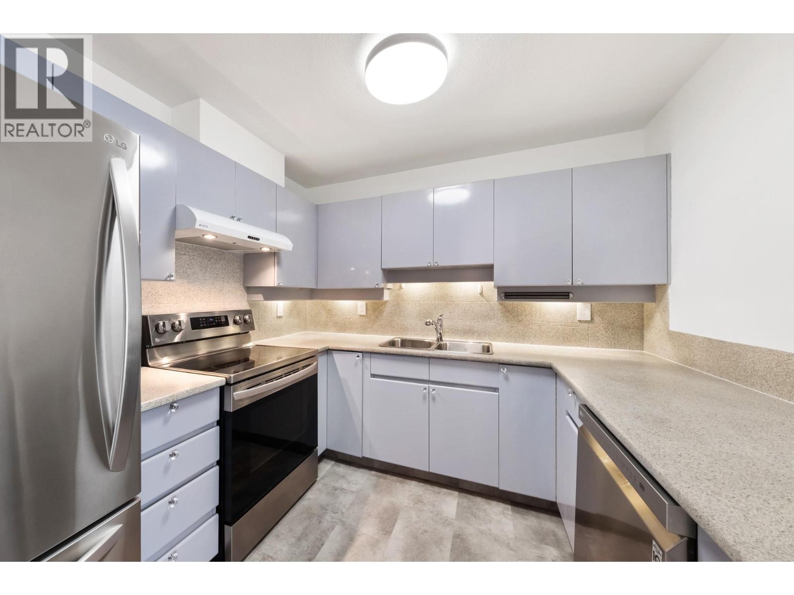 #101 3157 Casorso Road - 12