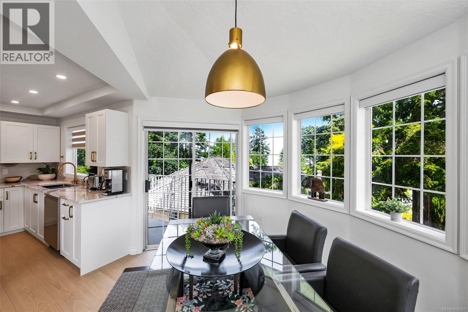 1110 Totem Lane, Saanich