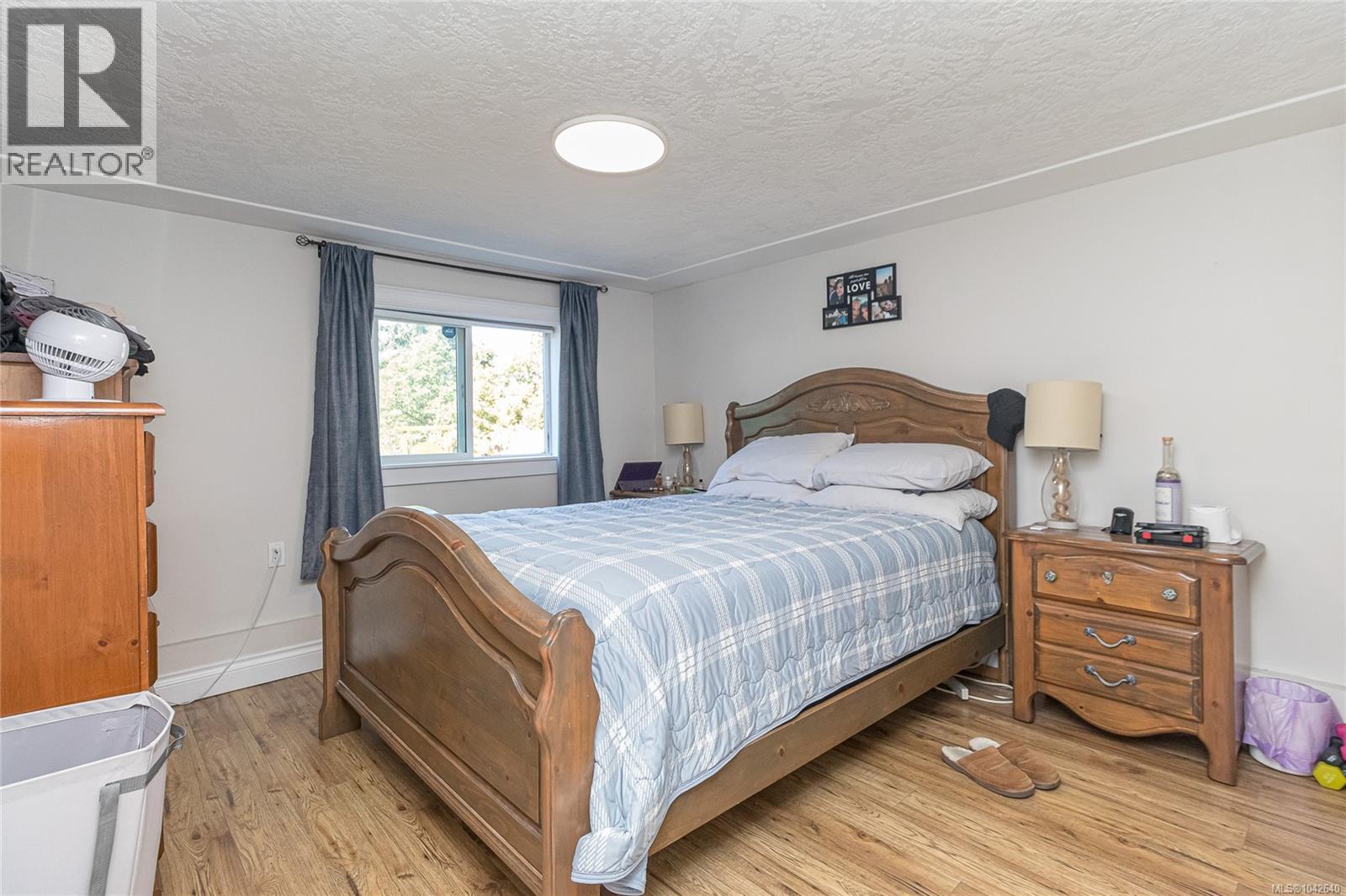  729 Daffodil Avenue, Saanich