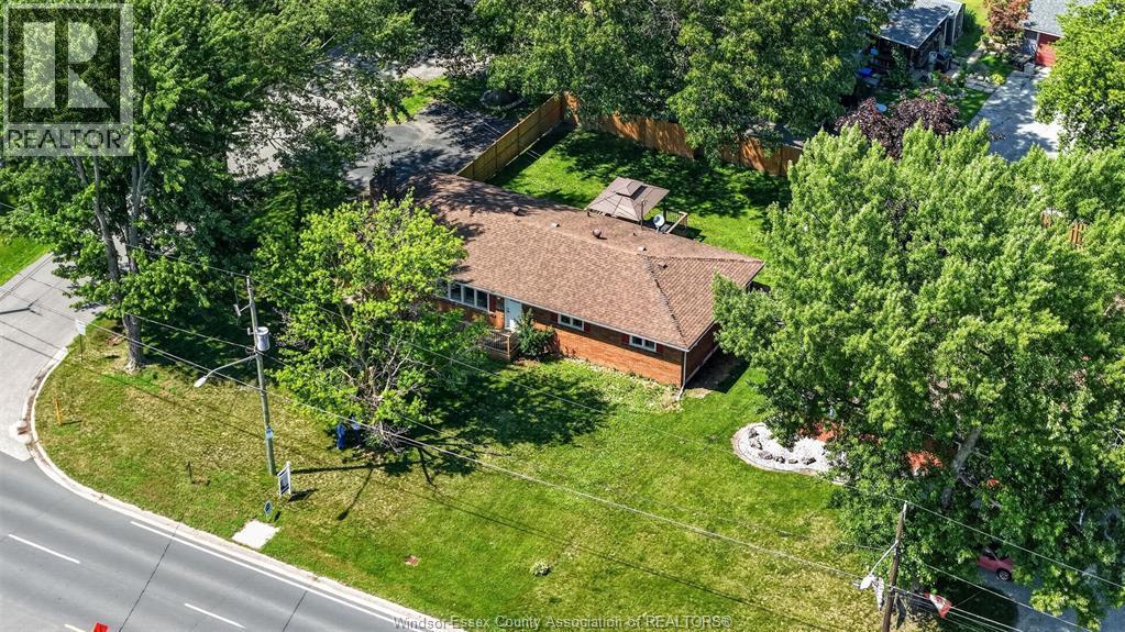 520 FRONT ROAD - 2