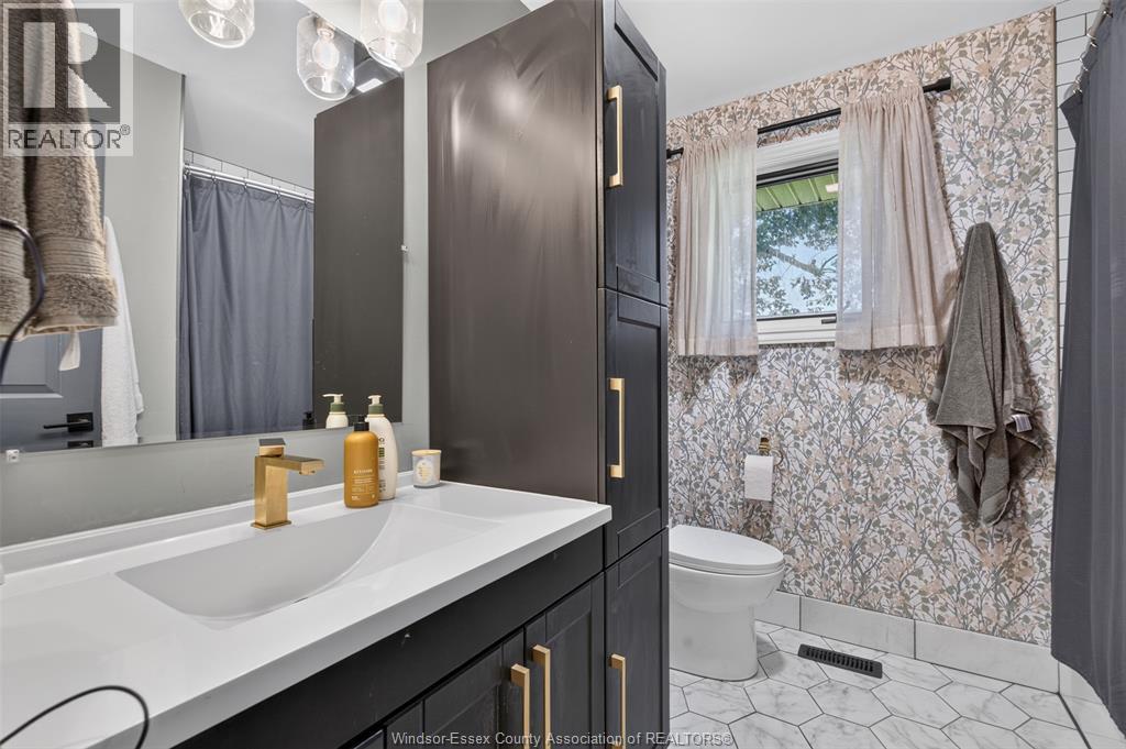 520 FRONT ROAD - 20
