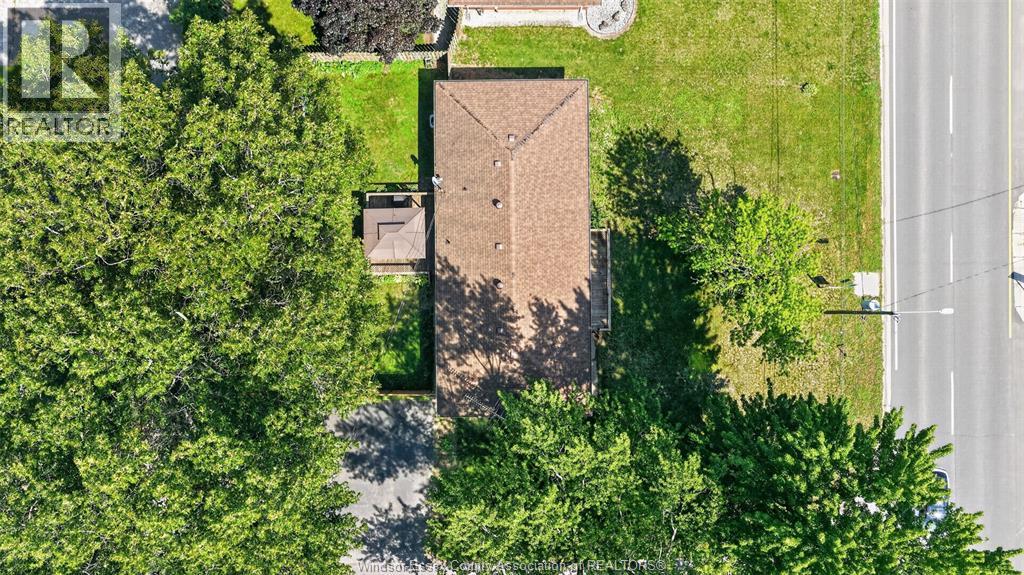 520 FRONT ROAD - 32