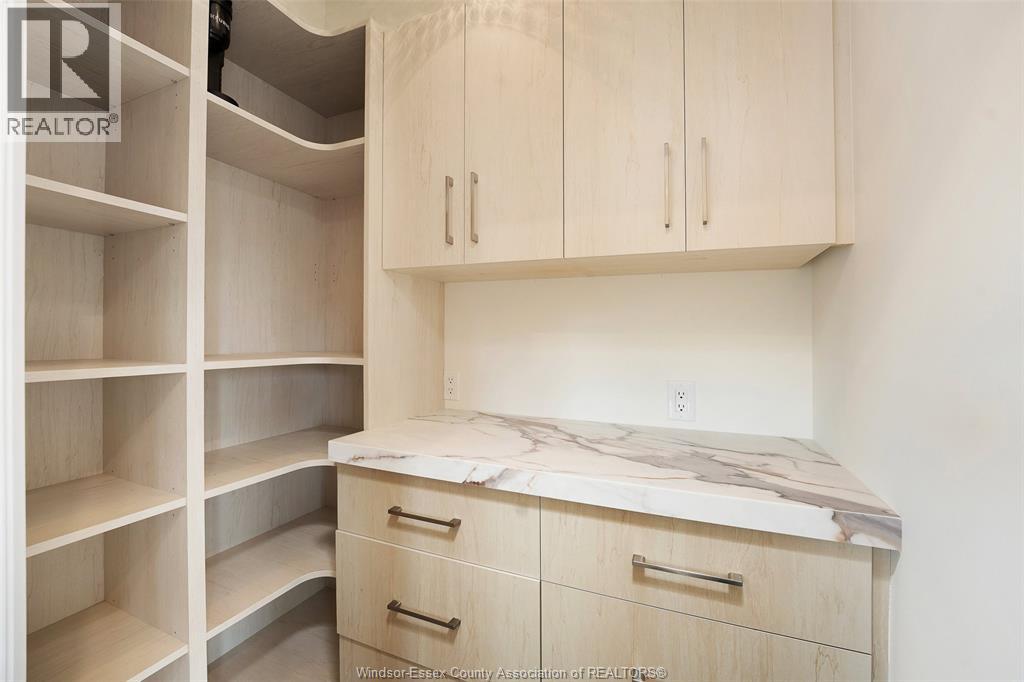 263 RUSSEL WOODS DRIVE - 12