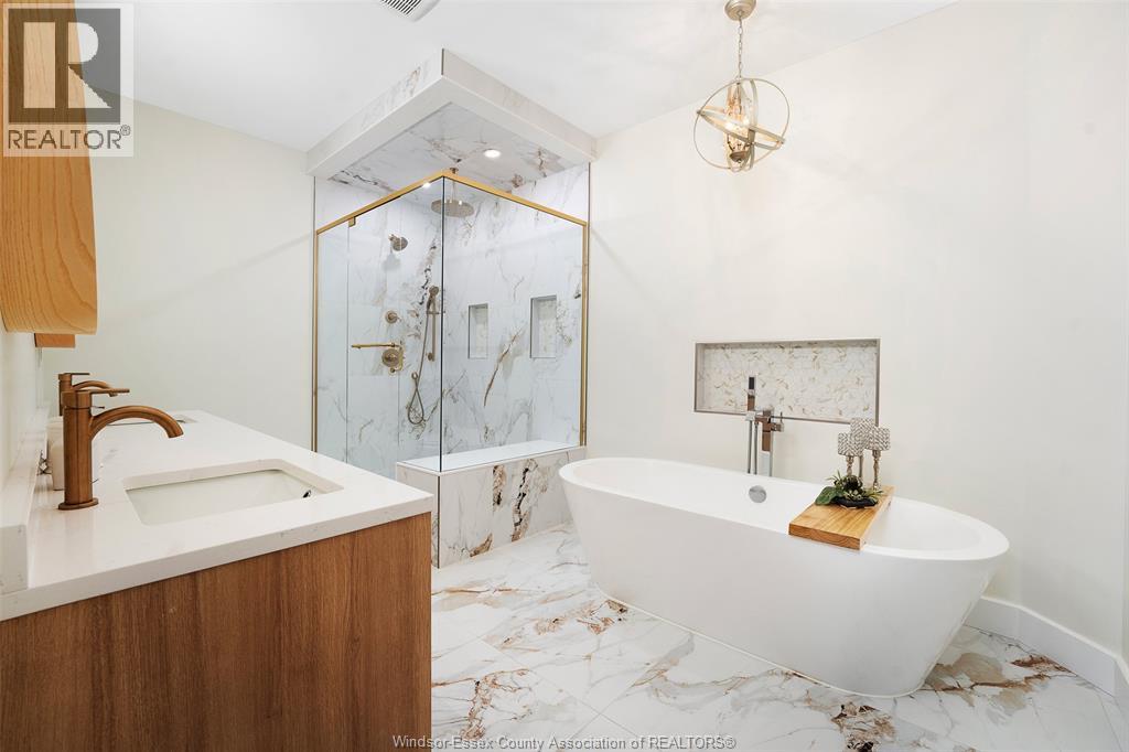 263 RUSSEL WOODS DRIVE - 16