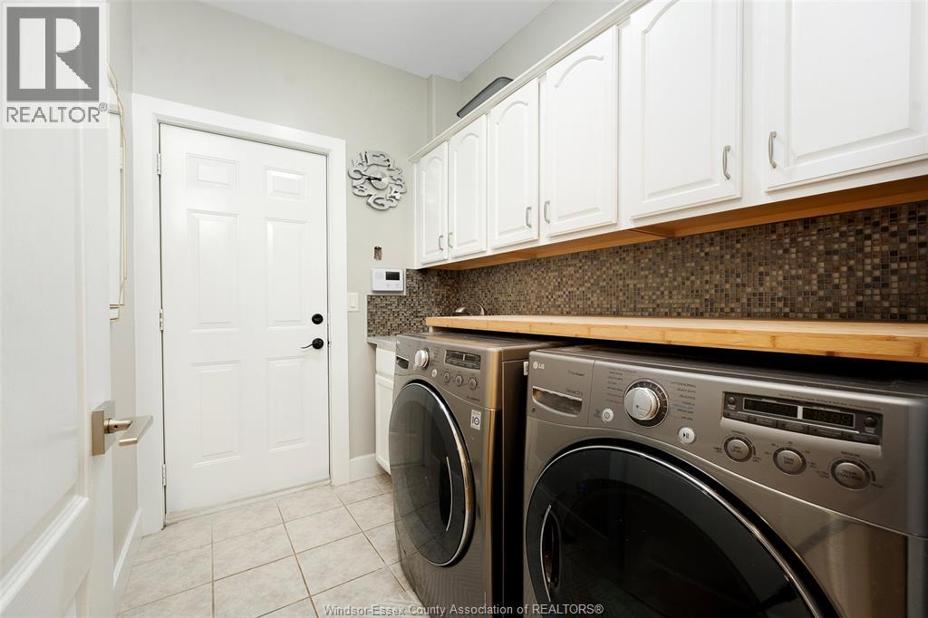 263 RUSSEL WOODS DRIVE - 19