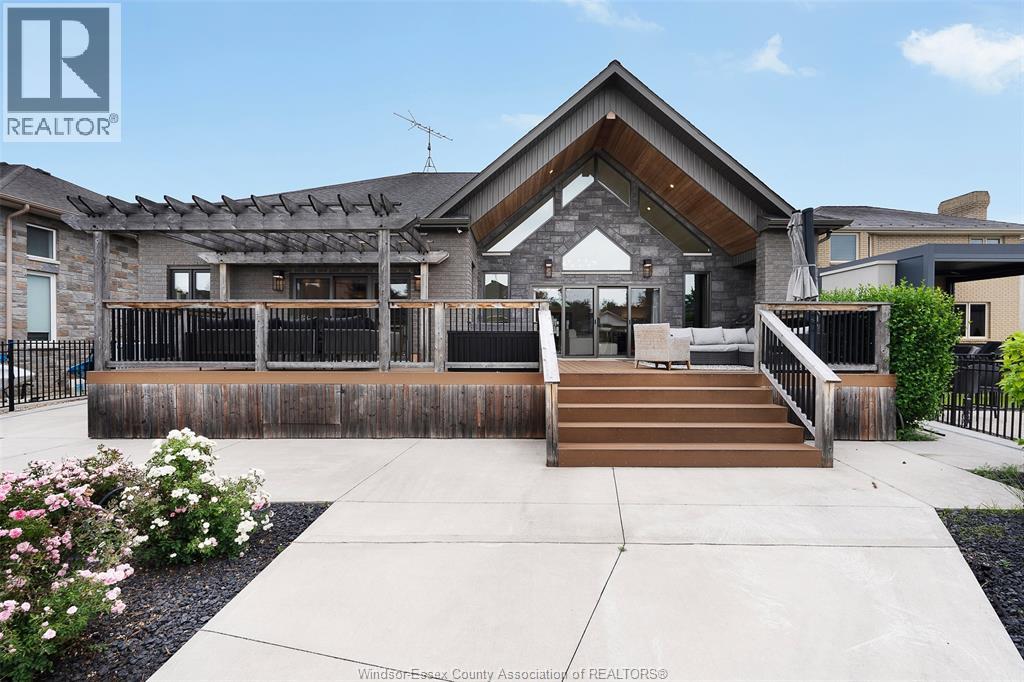 263 RUSSEL WOODS DRIVE - 34